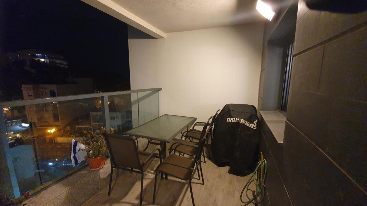 Tami Rooms Nahariya Exterior foto